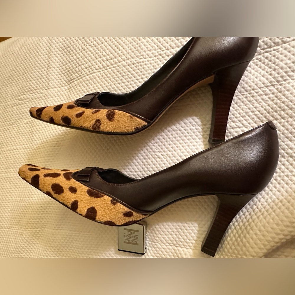 Paraphrase Leopard and Brown Leather Heeled Shoes NWT- Made In Brazil- size 8.5